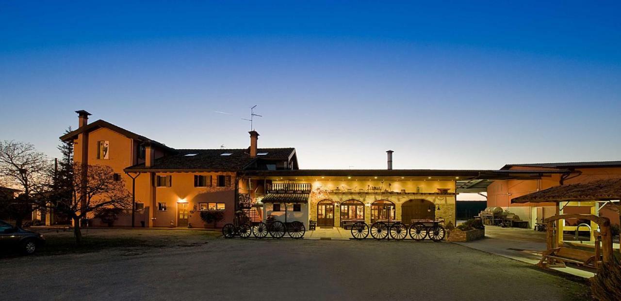 Agriturismo Il Picchio Castions di Strada エクステリア 写真